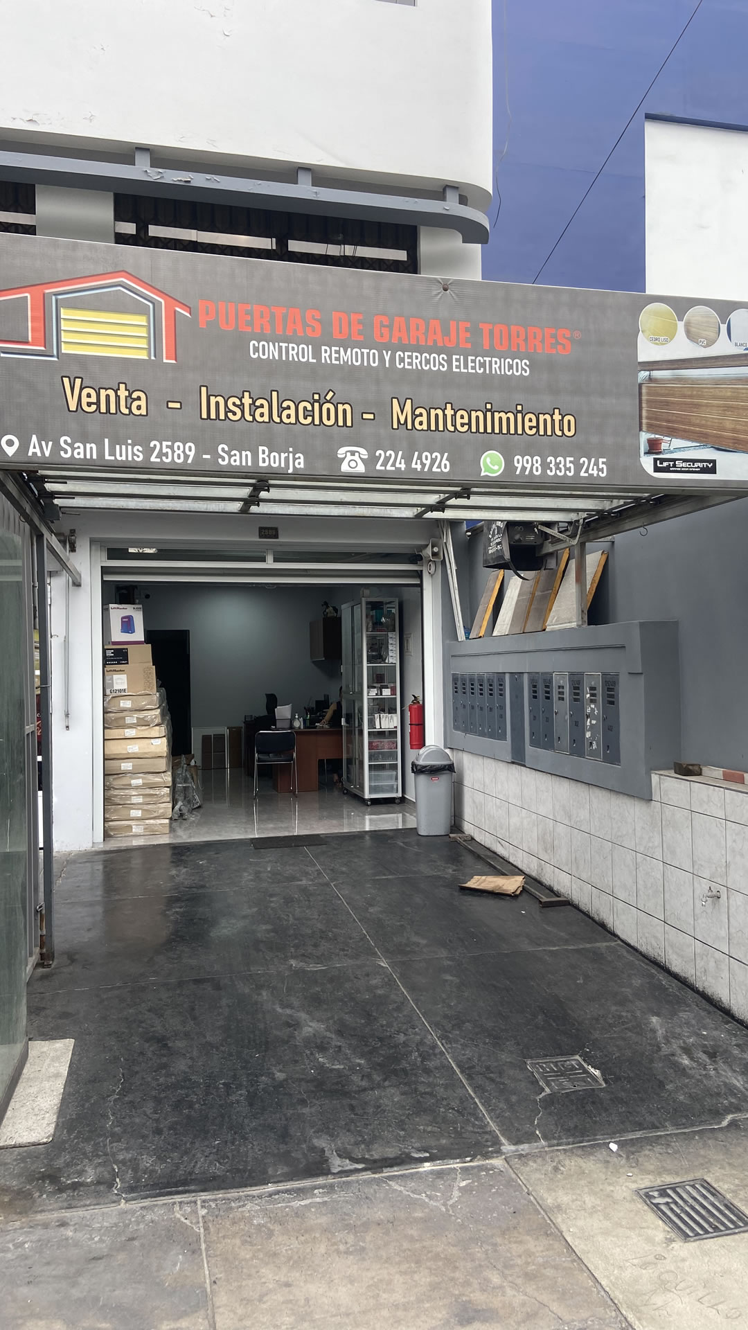 Tienda de puertas de garaje